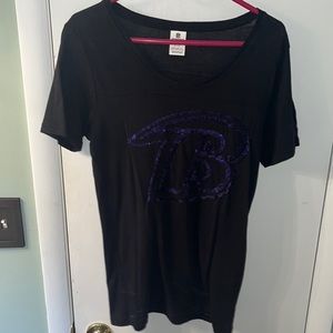 Pink Ravens fitted tee